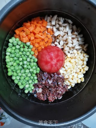 五颜六色腊味饭的做法步骤：4