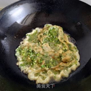 蒜苔炒鸡蛋的做法步骤：6