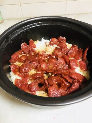 腊肠煲仔饭的做法步骤：10