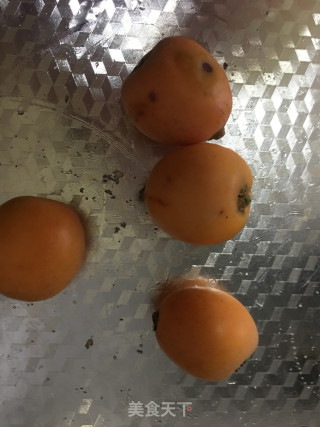 银耳枇杷汤的做法步骤：1