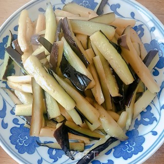 蒜头豆豉炒茄子豆角的做法步骤：3