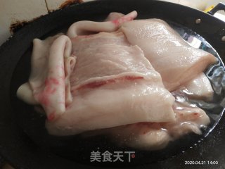 煎猪油的做法步骤：1