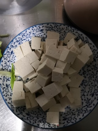 麻婆豆腐的做法步骤：1