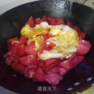 西红柿菠菜面的做法步骤：4