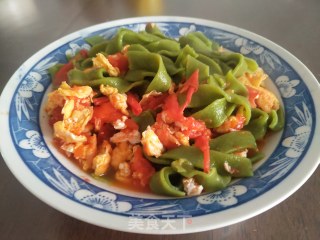 西红柿菠菜面的做法步骤：9