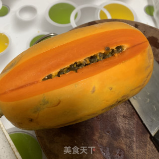 养颜健骨好帮手  木瓜排骨杂菌煲的做法步骤：1