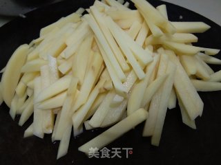 烤箱版『薯条????』的做法步骤：1