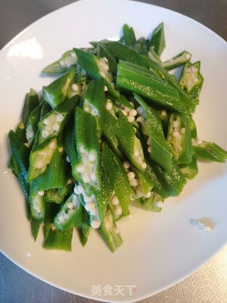秋葵炒腊肉的做法步骤：3