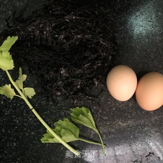 紫菜鸡蛋汤的做法步骤：1