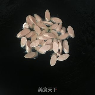 青瓜炒火腿肠的做法步骤：3