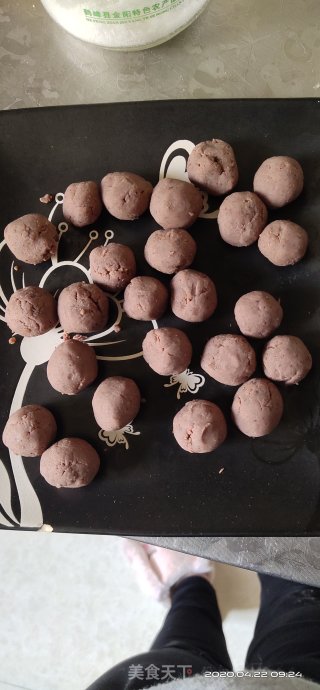 桃花酥的做法步骤：3