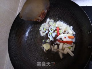 排骨鸡翅烧春笋的做法步骤：5