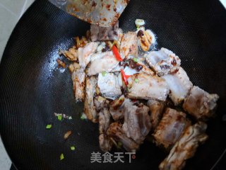 排骨鸡翅烧春笋的做法步骤：6