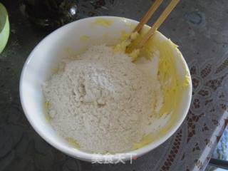 酥粒面包的做法步骤：2