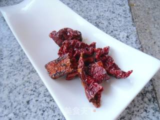 酥香红辣椒的做法步骤：8
