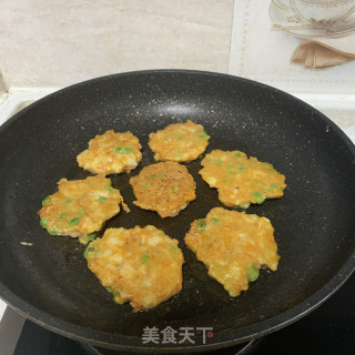 宝宝大爱——虾仁萝卜豆饼的做法步骤：12