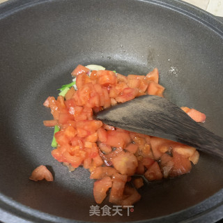 番茄面疙瘩汤的做法步骤：2