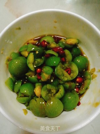 腌李子的做法步骤：3