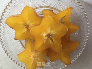 杨桃汁的做法步骤：1