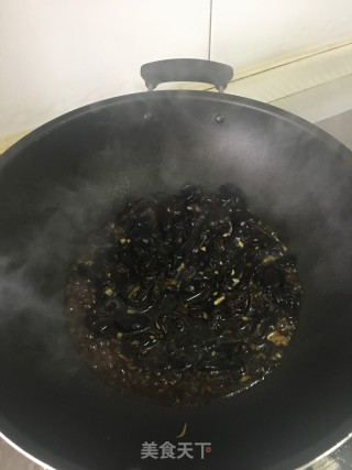 姜米木耳的做法步骤：6