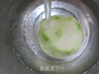 咸肉煮蒲瓜的做法步骤：2