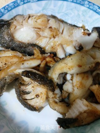 香煎黑鳕鱼块的做法步骤：4