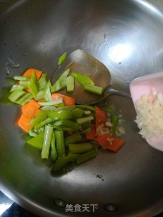 清炒菜花的做法步骤：4
