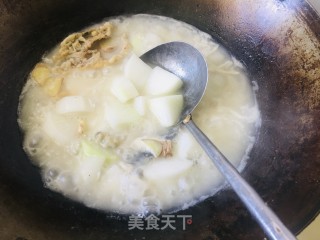 鱼头萝卜汤的做法步骤：4