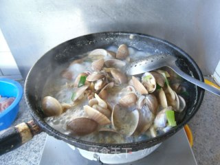 葱姜黄蚬子的做法步骤：6