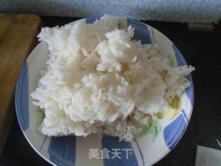 大虾蛋炒饭的做法步骤：1