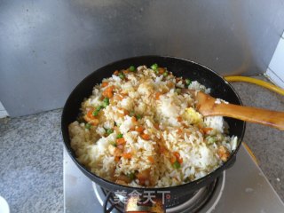 大虾蛋炒饭的做法步骤：11