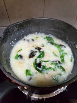 皮蛋瘦肉菜粥的做法步骤：8
