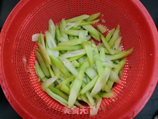 爆炒芥兰的做法步骤：4