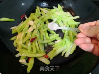 爆炒芥兰的做法步骤：12