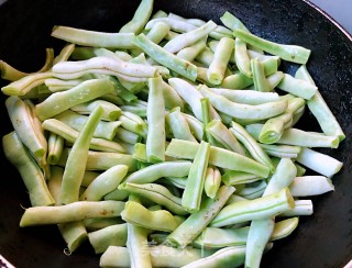 #肉菜#排骨炖芸豆的做法步骤：6