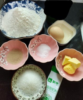 紫薯吐司的做法步骤：1