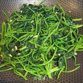 蒜蓉蕃薯叶的做法步骤：5