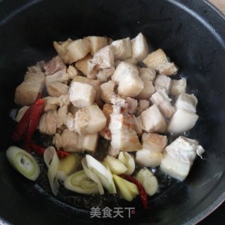 家庭版红烧肉的做法步骤：7