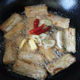 糖醋带鱼的做法步骤：3