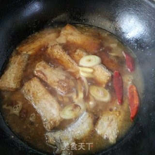 糖醋带鱼的做法步骤：4