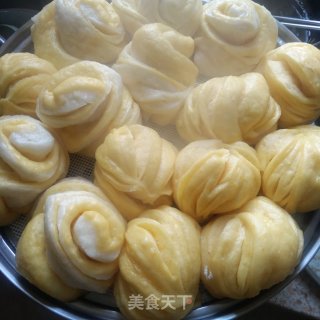 南瓜千层花卷的做法步骤：11