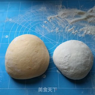 南瓜双色花卷的做法步骤：1