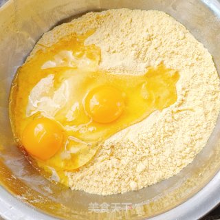 榆钱玉米饼的做法步骤：3