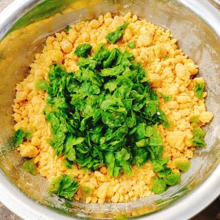 榆钱玉米饼的做法步骤：5