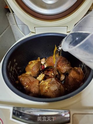 卤牛肉的做法步骤：7