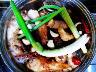 秘制酱香大棒骨-味道绝了的做法步骤：5