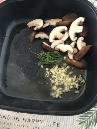 川味麻辣火锅的做法步骤：2
