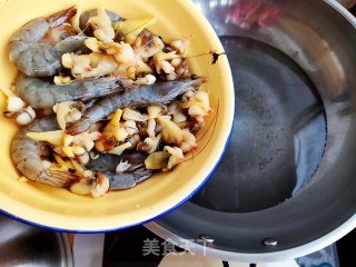 清煮海鲜的做法步骤：2