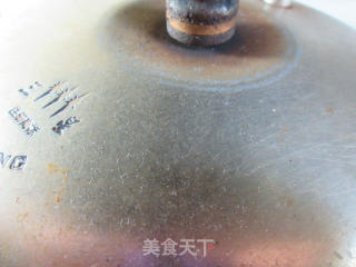 花生米排骨炖乌笋的做法步骤：9