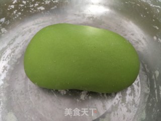 油泼菠菜面的做法步骤：3